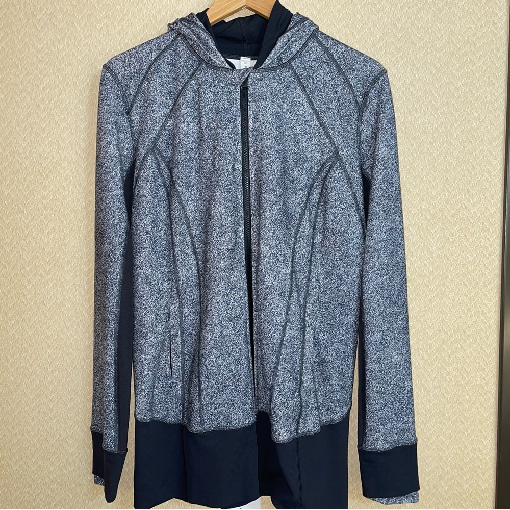 Lululemon Daily Practice Jacket Rio Mist Full Zip Hooded White Black Coal SZ 12